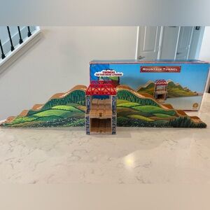 Thomas & Friends Mountain Tunnel